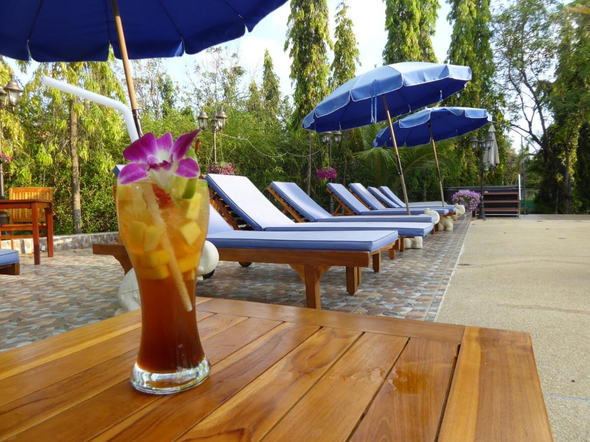 Vip Chain Resort Pool Villa Ban Phe Extérieur photo
